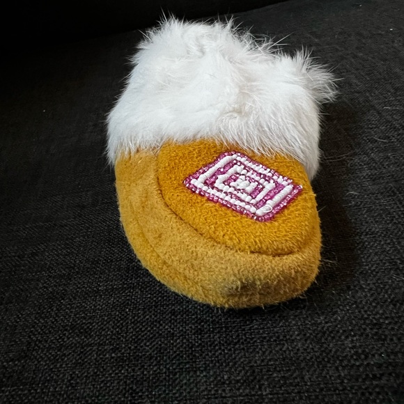 Native moccasins - Picture 4 of 5